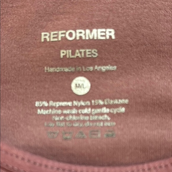 NWOT Reformer Pilates Top in Mauve Size M/L - Picture 2 of 3